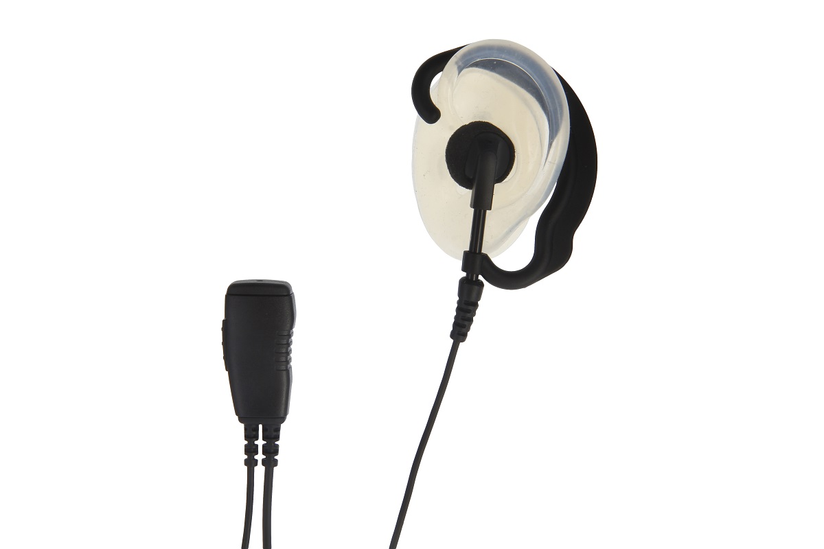 Una cuffia nera con un auricolare trasparente e un microfono a clip nero separato. Entrambi i componenti sono collegati tramite cavi sottili. Si tratta di un set auricolare adatto a ricetrasmittenti come l'Kenwood ProTalk LT PKT-23E.