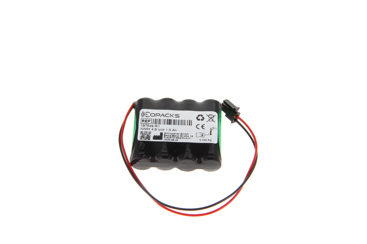 Svart NiMH-batteripack med fyra AA-celler. Grön/vit etikett: ”CoPacks”, ”NiMH 4,8 volt 1,5 Ah”, ”REF 197549-R1”. Röda/svarta kablar med svart kontakt. För nöd- och säkerhetsbelysning.