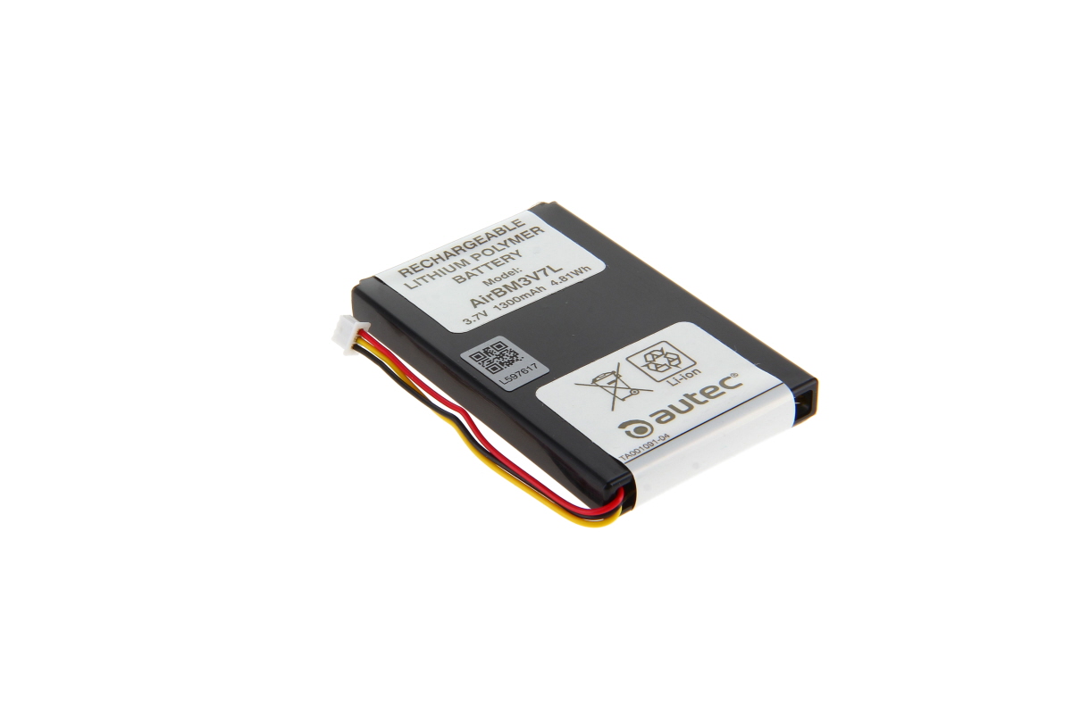 Schwarzer, rechteckiger Li-Ion-Akku mit weißem Etikett. Angaben: AirBM3V7L, 3.7V, 1300mAh, 4.81Wh, Autec-Logo, QR-Code, Sicherheitssymbole. Drei Kabel (rot, gelb, schwarz) mit kleinem weißen Stecker.