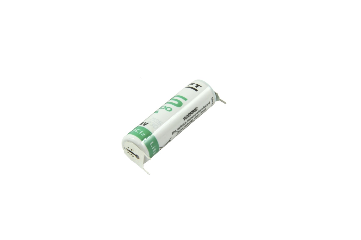 Cylindrical white Saft LS14500 AA (Mignon) lithium battery on a white background. Green lettering, black details. Three silver printed terminals each: one wide on the positive, two narrow on the negative. Marked ‘3.6V’ and a warning.