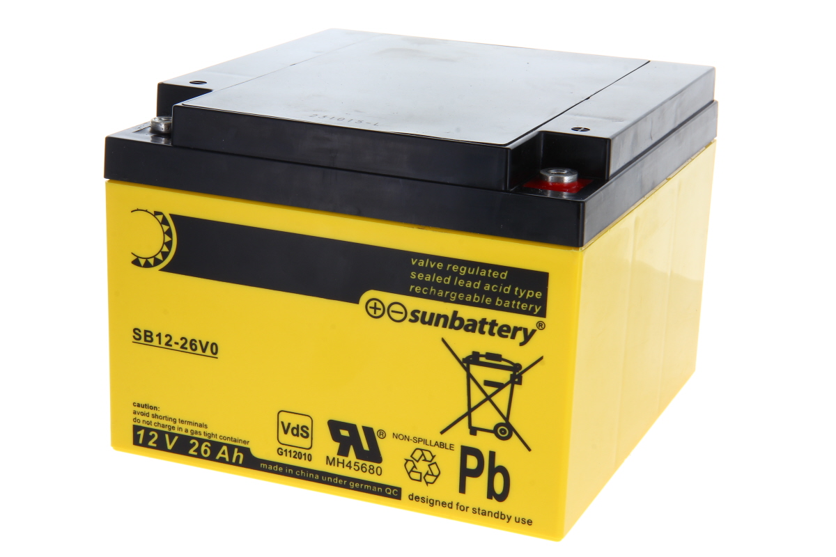Batteria al piombo-tessuto SUN gialla (AGM) SB12-26V0 con coperchio nero, due terminali a vite, polo positivo contrassegnato in rosso. Lato anteriore: 12 V, 26 Ah, «sunbattery». Simboli: logo VDS, Pb e riciclaggio.