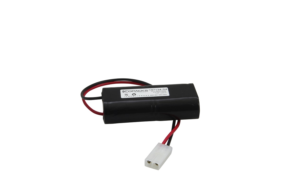 Schwarzer CoPacks NC Akkupack für Not- und Sicherheitsbeleuchtung, mit 2 Sub-C-Zellen. Spannung 4,8 V, Kapazität 1,8 Ah. Rotes und schwarzes Kabel zu weißer Tamiya-Buchse, ideal als Ersatzakku.