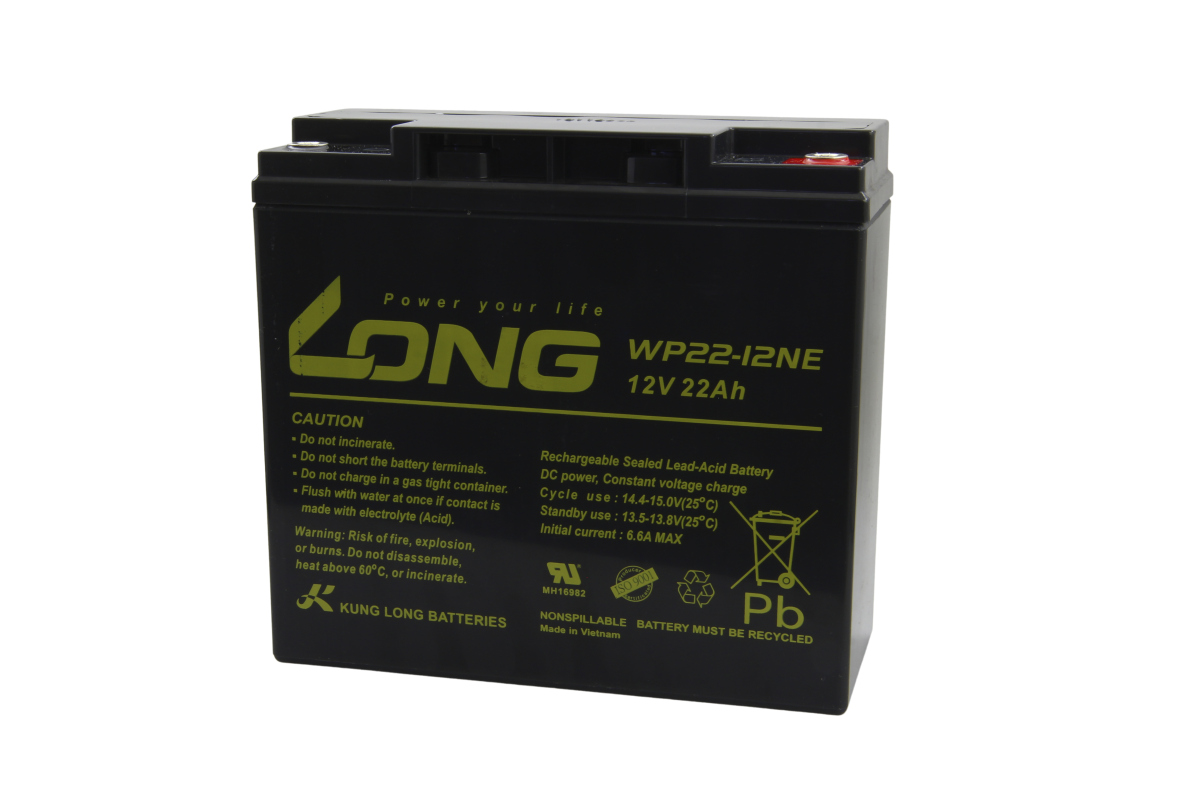 Batteria al piombo nera a ciclo profondo Long WP22-12NE. Etichetta: logo giallo-verde LONG "Power your life", WP22-12NE, 12V, 22Ah. Poli visibili sulla parte superiore. Stampa: avvertenze di sicurezza, simboli di riciclaggio.