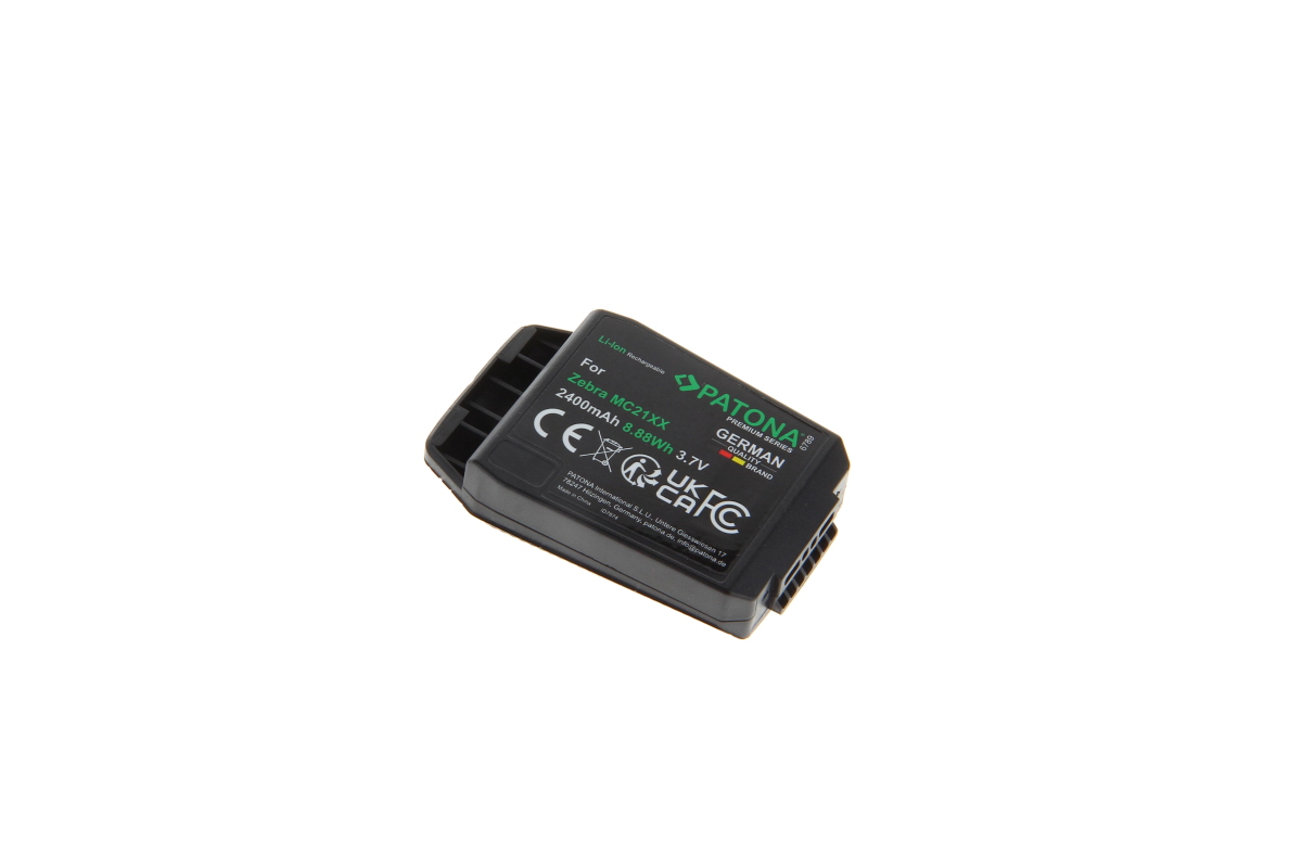 Batteria agli ioni di litio nera e rettangolare per Zebra MC2100/MC21XX, leggermente inclinata su sfondo bianco. Scritta: 3,7 V, 2400 mAh (2,40 Ah), 8,88 Wh, PATONA Premium Series. Contatti metallici visibili a un'estremità.