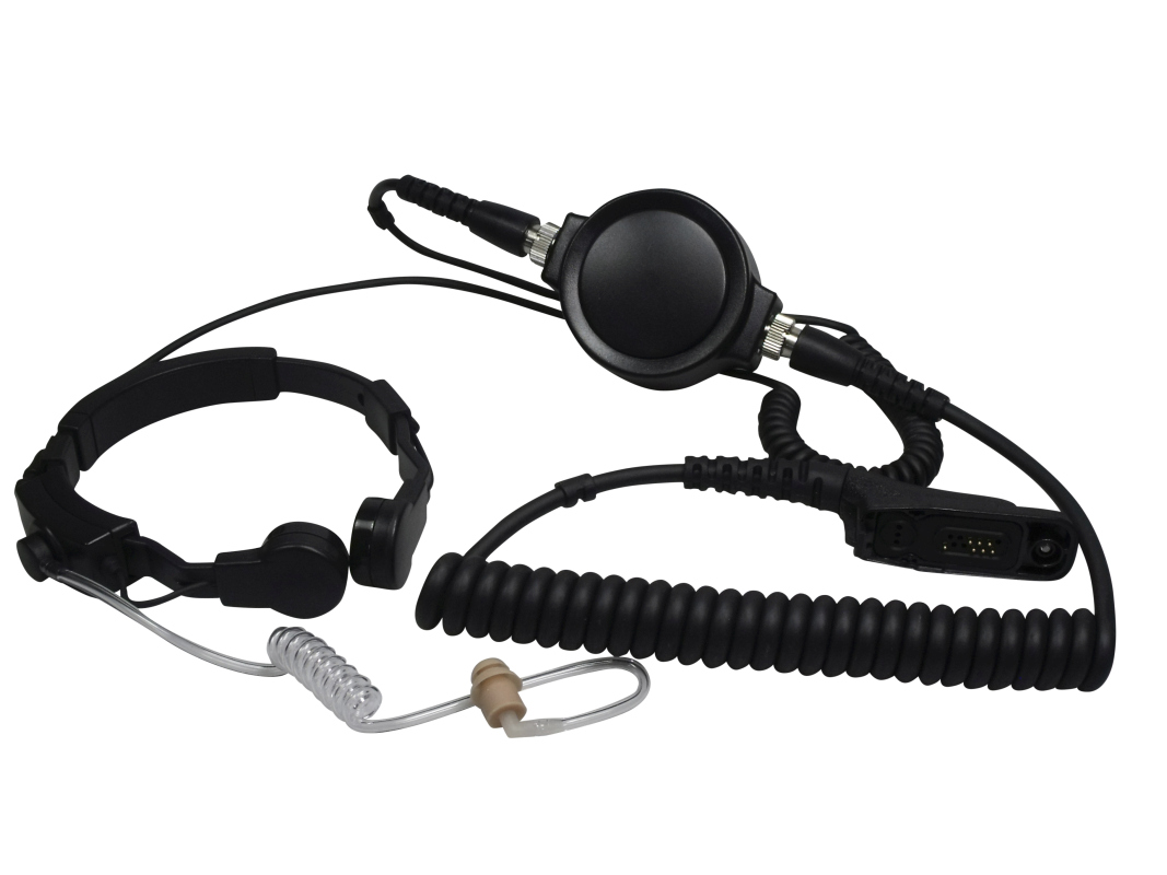 Auriculares negros « CoPacks » con micrófono laríngeo y auriculares con tubo acústico transparente. Con diadema y dos altavoces planos. Cable espiral resistente con conector múltiple para equipos de radio.