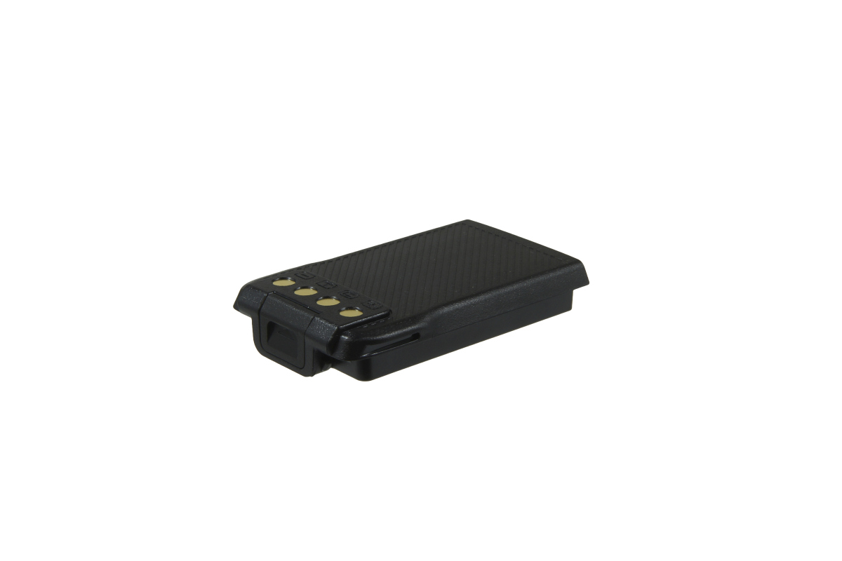 Batería de iones de litio negra y rectangular para radios Hytera, tipo BL1504. Superficie texturizada, con cuatro contactos redondos dorados en un extremo y un pequeño conector negro que sobresale. Se muestra en diagonal sobre un fondo blanco.